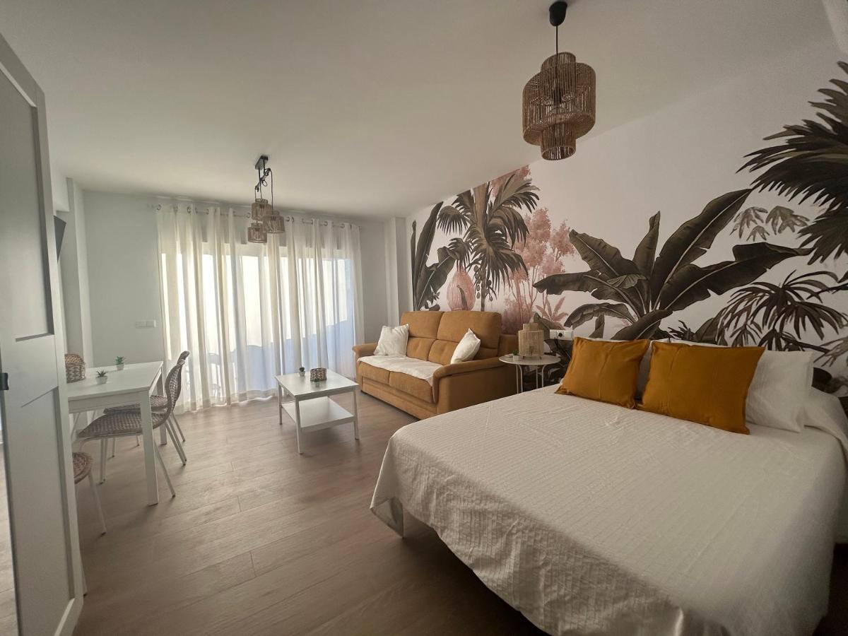 Selvatica Studio Torre Del Mar Exterior photo